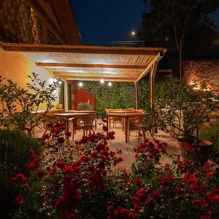 Alloggio per agriturismo Sommavalle *